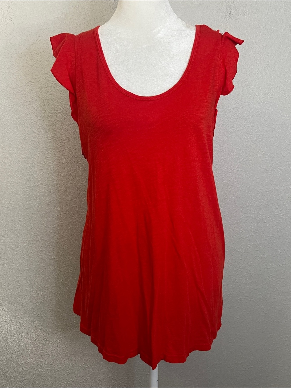 Anthropologie T.la Ruffled Sleeveless Shirt Red Size Small